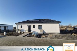 Erstbezug! Wohnen am Mühlfeldsee - Einfamilienhaus im Bungalowstil in Löbnitz zu vermieten!