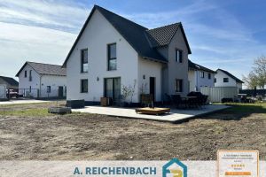 Modernes Traumhaus mit großem Grundstück, hochwertiger Küche 