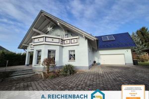 Großzügiges Einfamilienhaus mit gepflegtem Grundstück, Garage, Carport in Söllichau zu verkaufen!